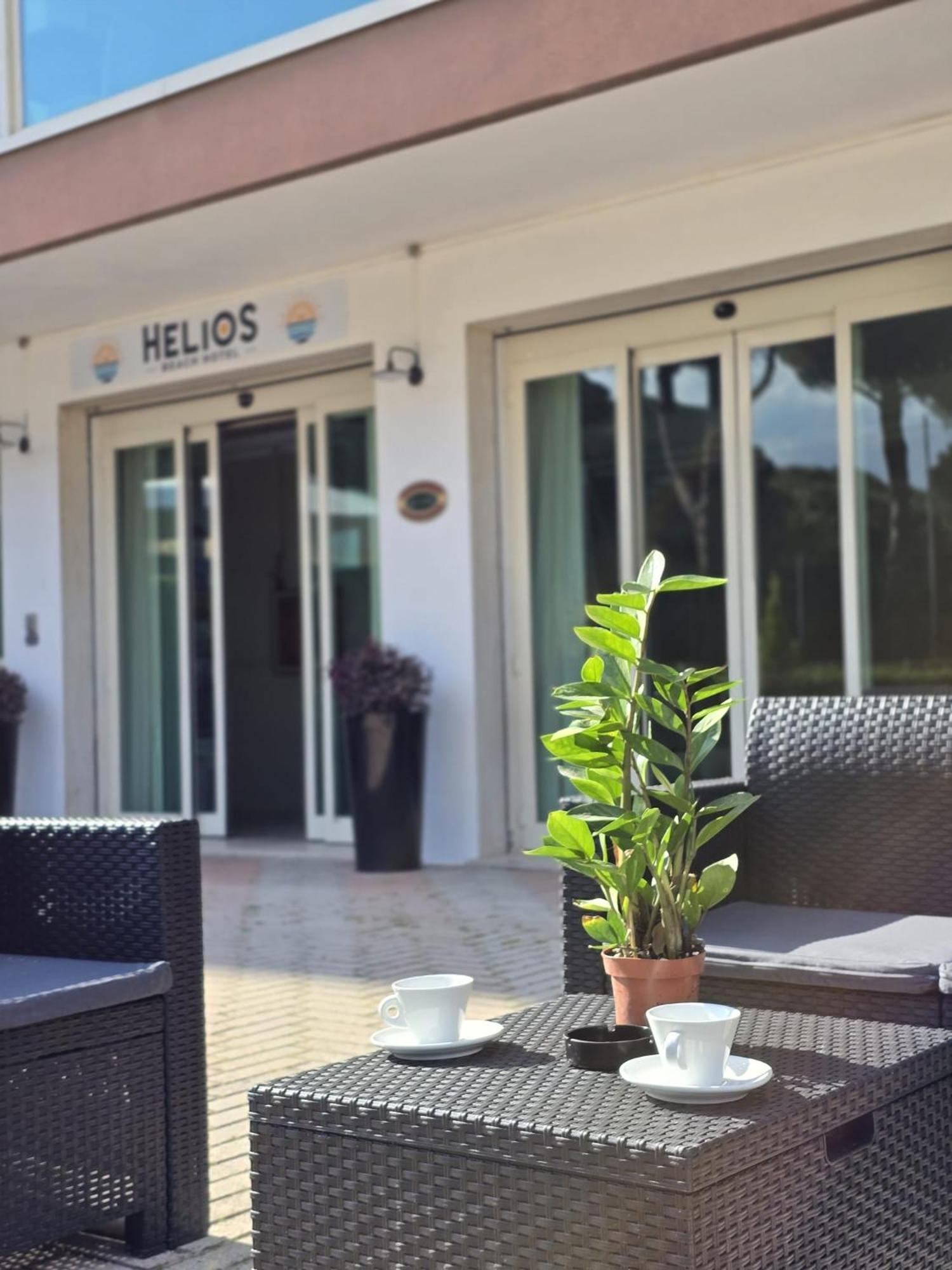 Hotel Helios Beach Milano Marittima Exterior photo